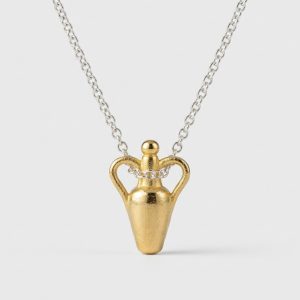 תליון תלת-ממדי מפוסל בעבודת יד בצורת כד אמפורה קלאסי.